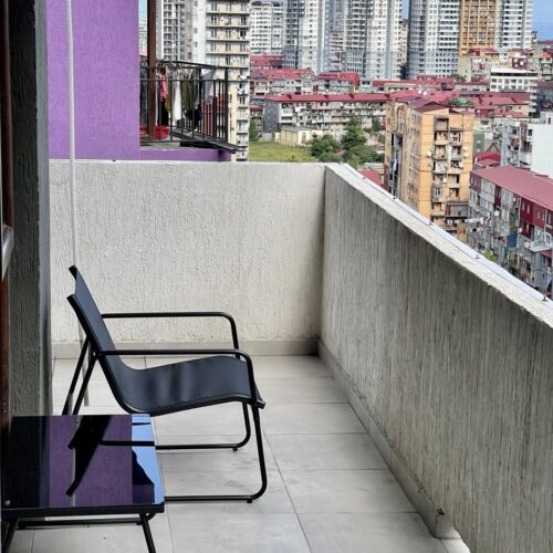 2 Yatak Odalı Daire, Gumbati on Alley